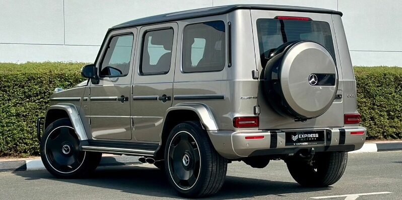 
								Used 2021 Mercedes full									