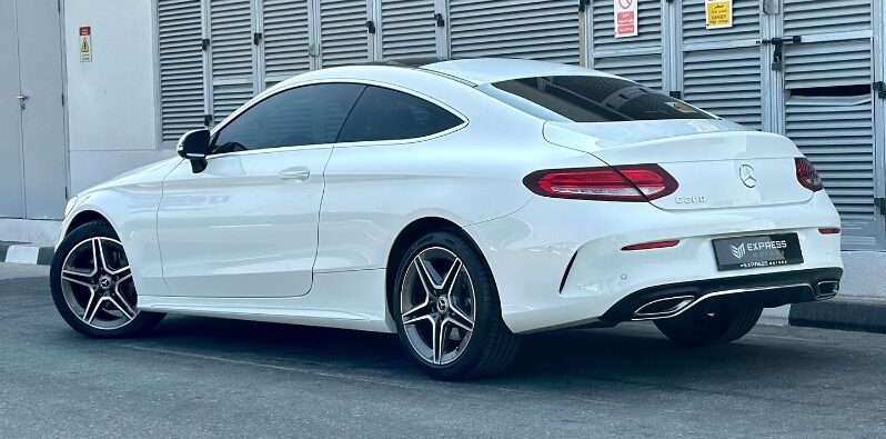 
								Used 2020 Mercedes full									