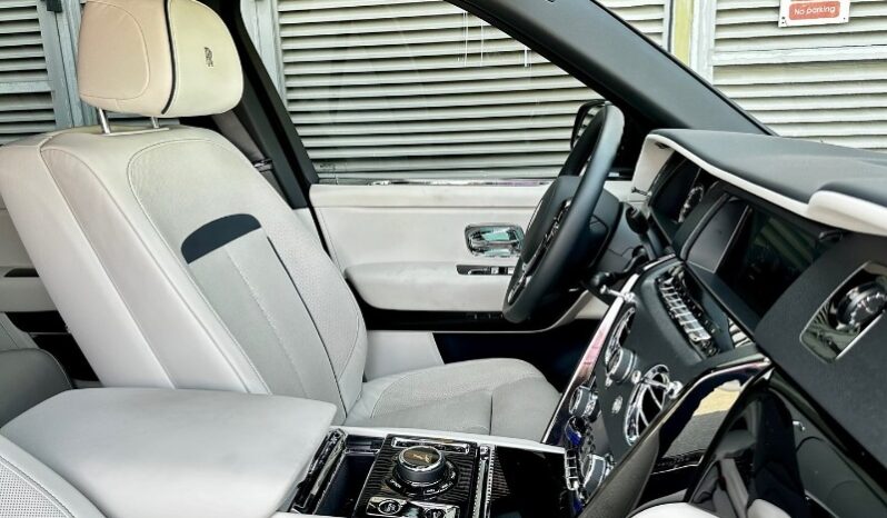 
								New ROOLLS ROYCE full									