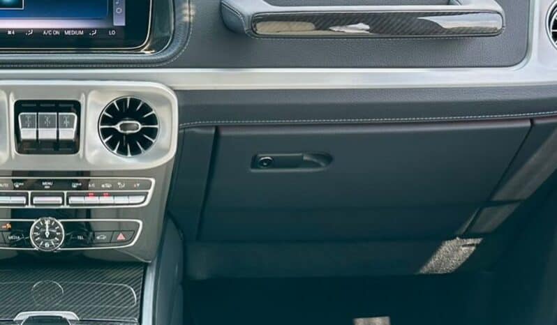 
								Used 2021 Mercedes full									