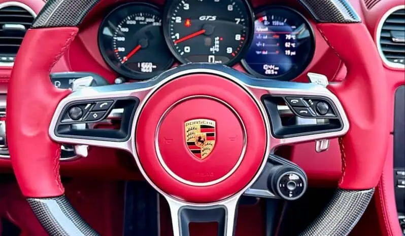 
								Used 2023 PORSCHE full									